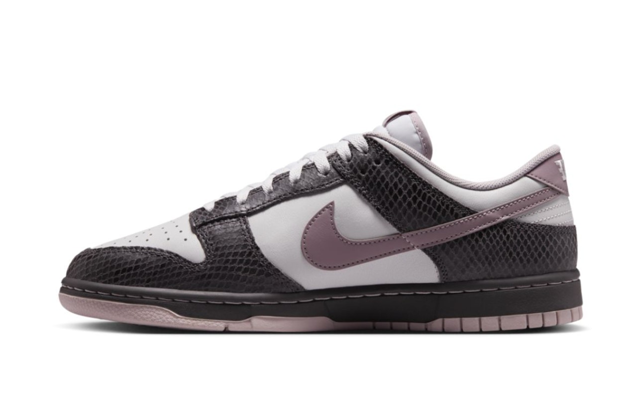 Nike Dunk Low SE "Snakeskin" (Medium Ash) Nike Dunk Low SE "Snakeskin" (Medium Ash)
