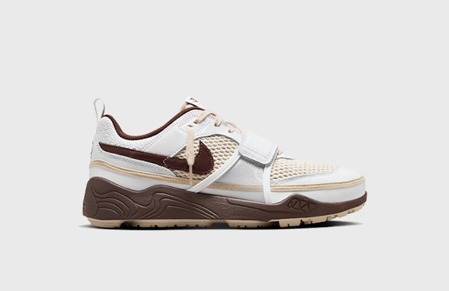 Travis Scott x Nike Zoom Field Jaxx "Light Chocolate"