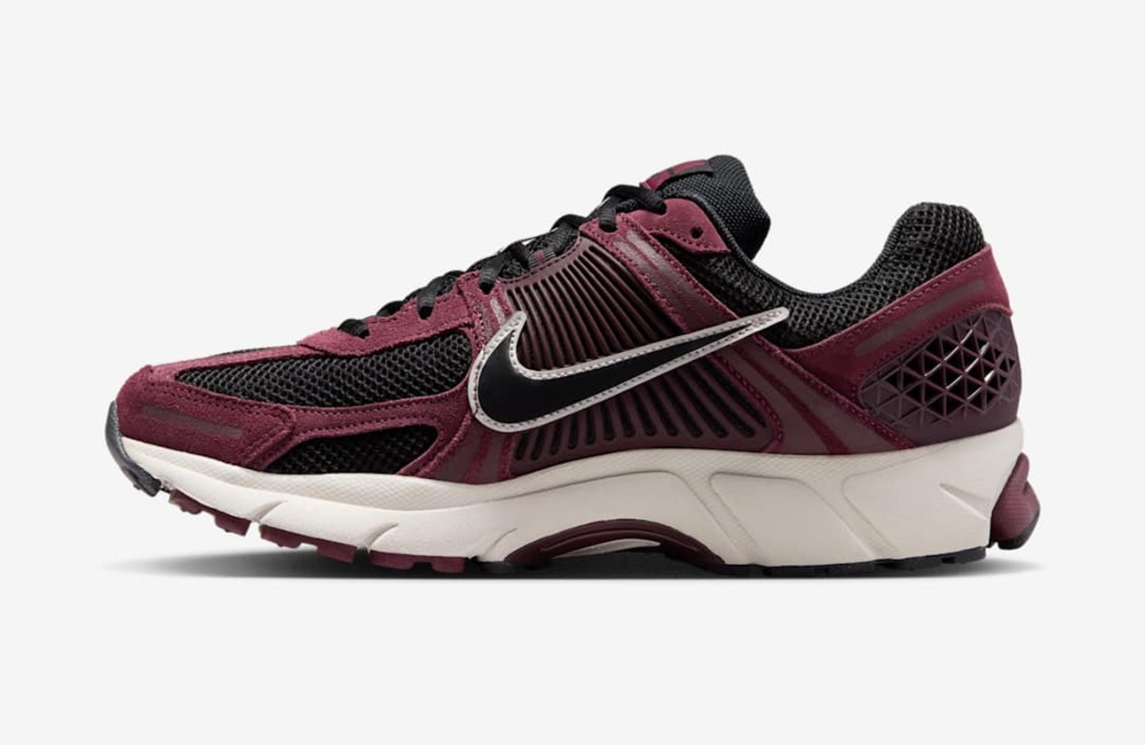 Nike Zoom Vomero 5 "Dark Team Red"