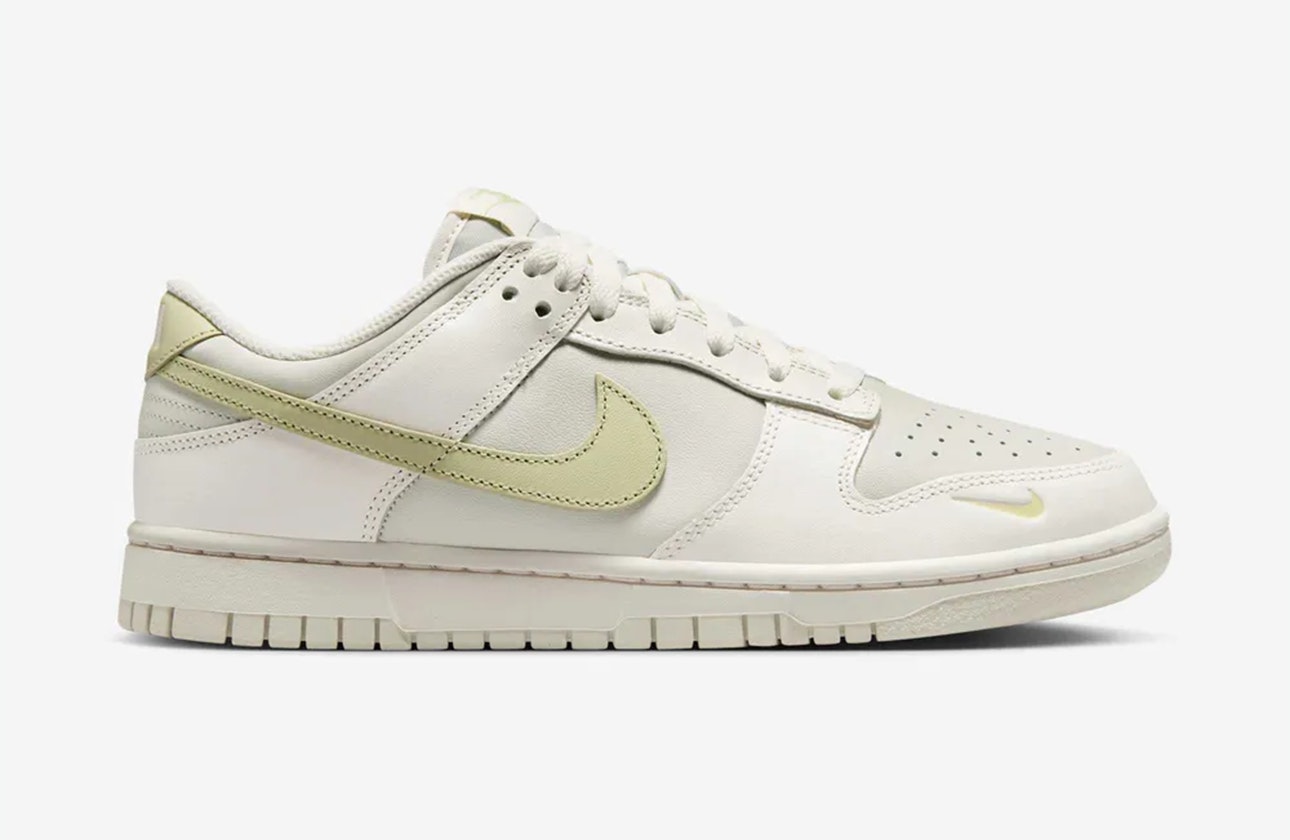 Nike Dunk Low Mini Swoosh "Phantom"