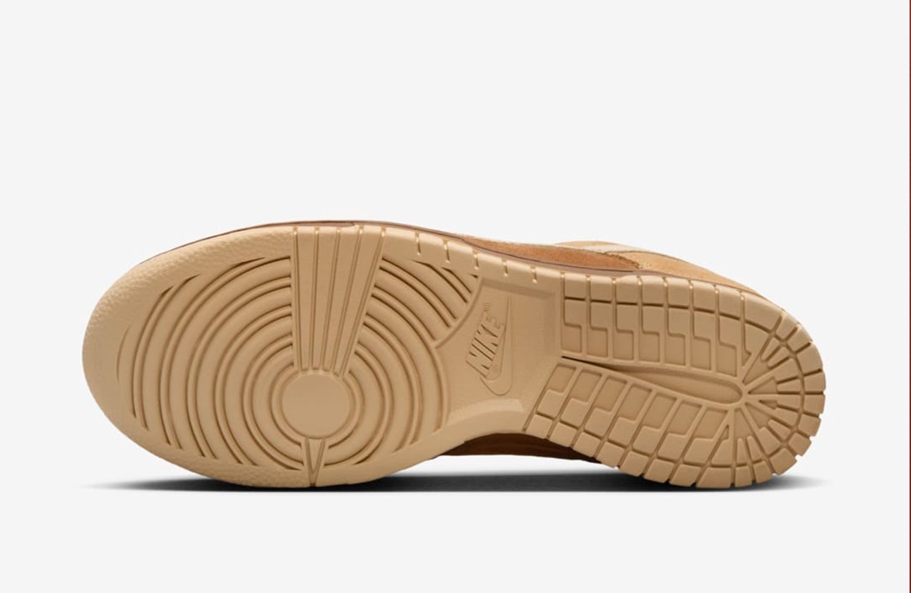 Nike Dunk Low "Reverse Maple"