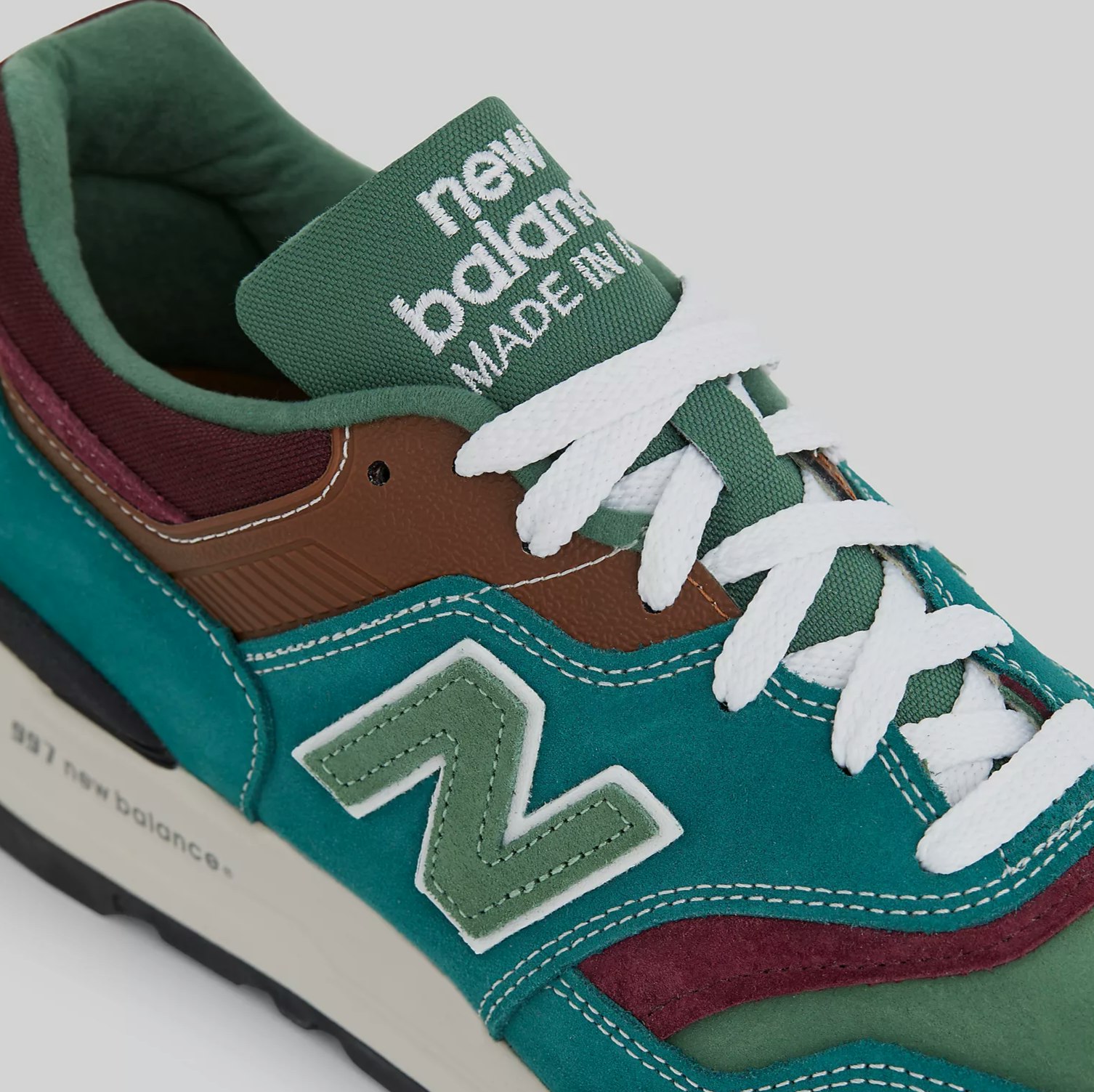 New Balance 997 "Made in USA" (Vintage Teal Jade)