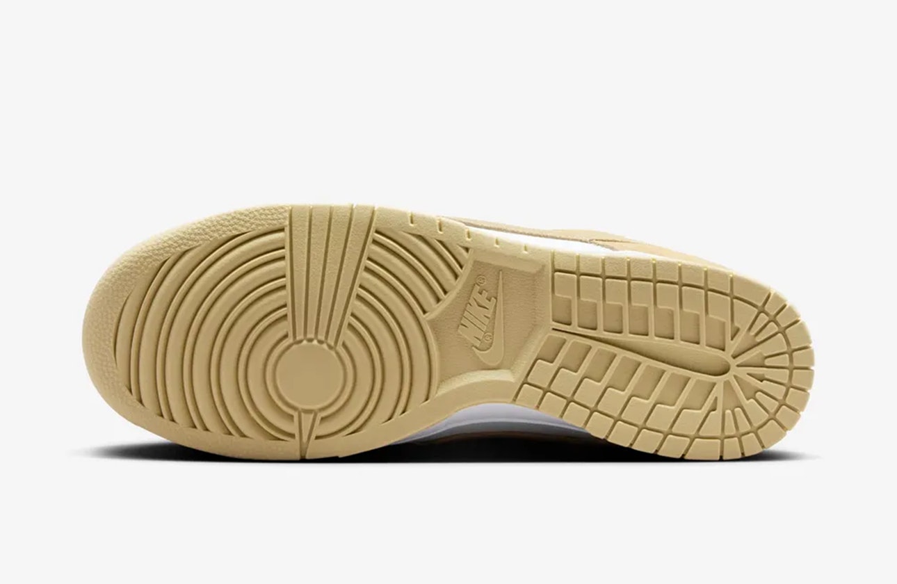 Nike Dunk Low "Team Gold"