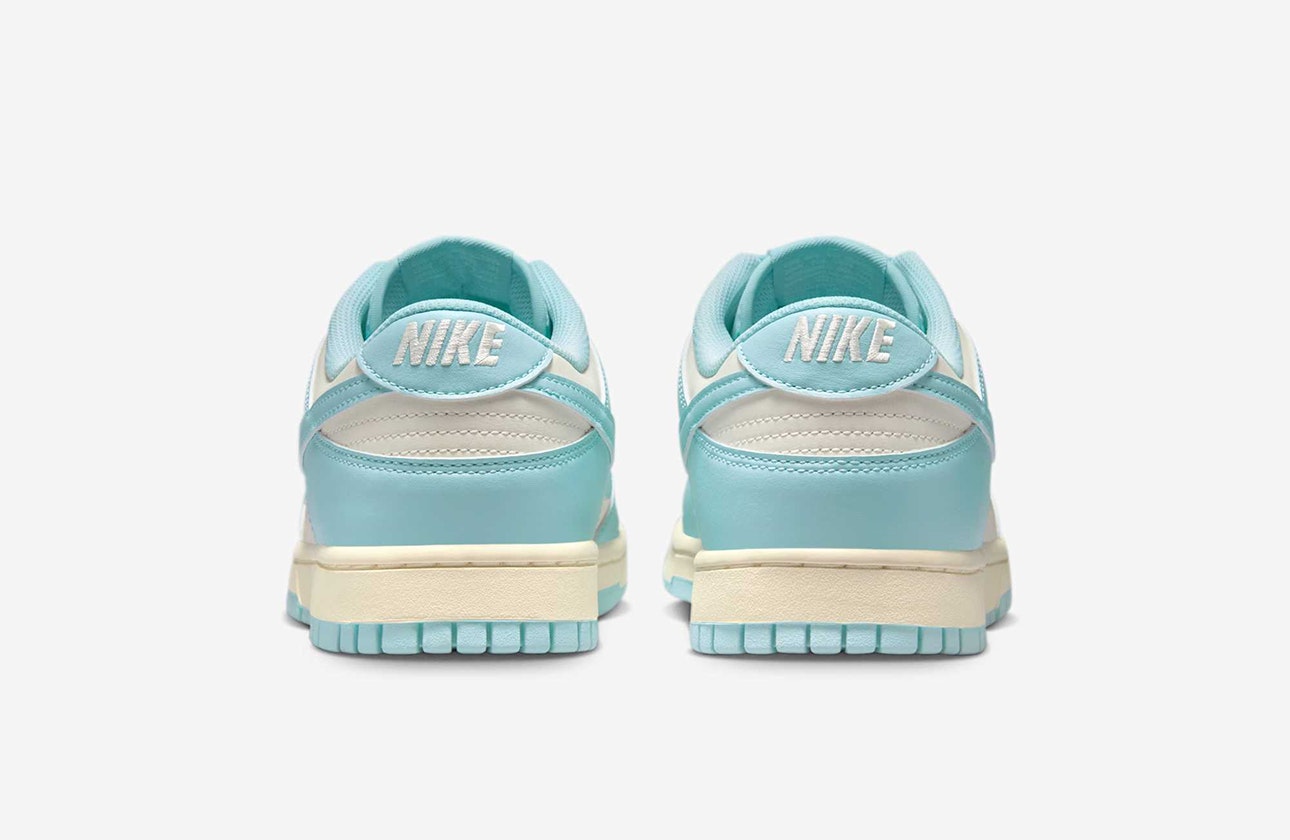 Nike Dunk Low "Glacier Blue"