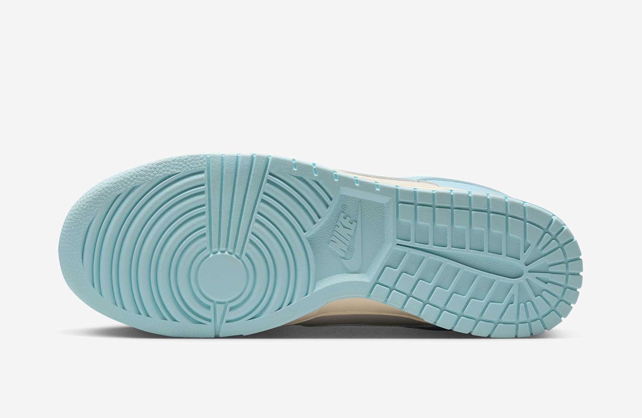 Nike Dunk Low "Glacier Blue"