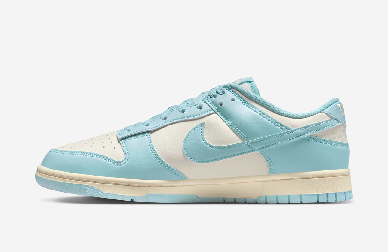 Nike Dunk Low "Glacier Blue"