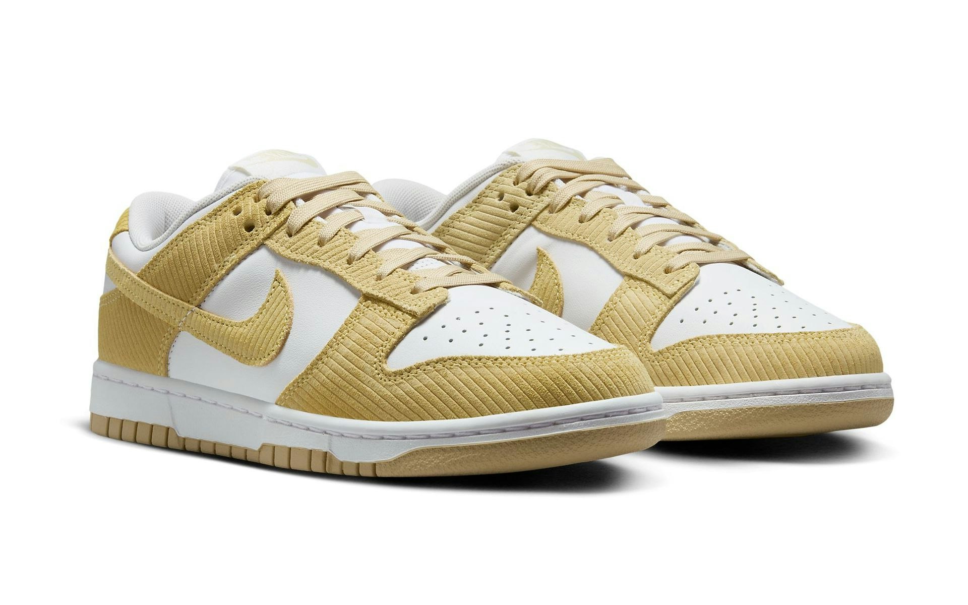 Nike Dunk Low Corduroy "Alabaster"