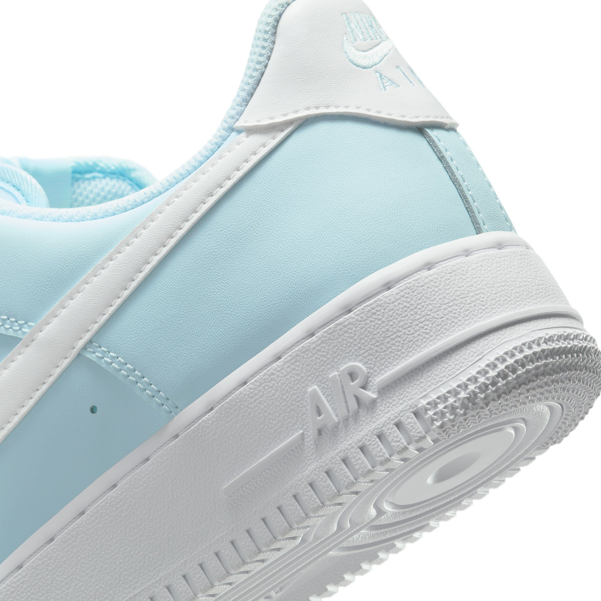 Nike Air Force 1 Low "Glacier Blue"