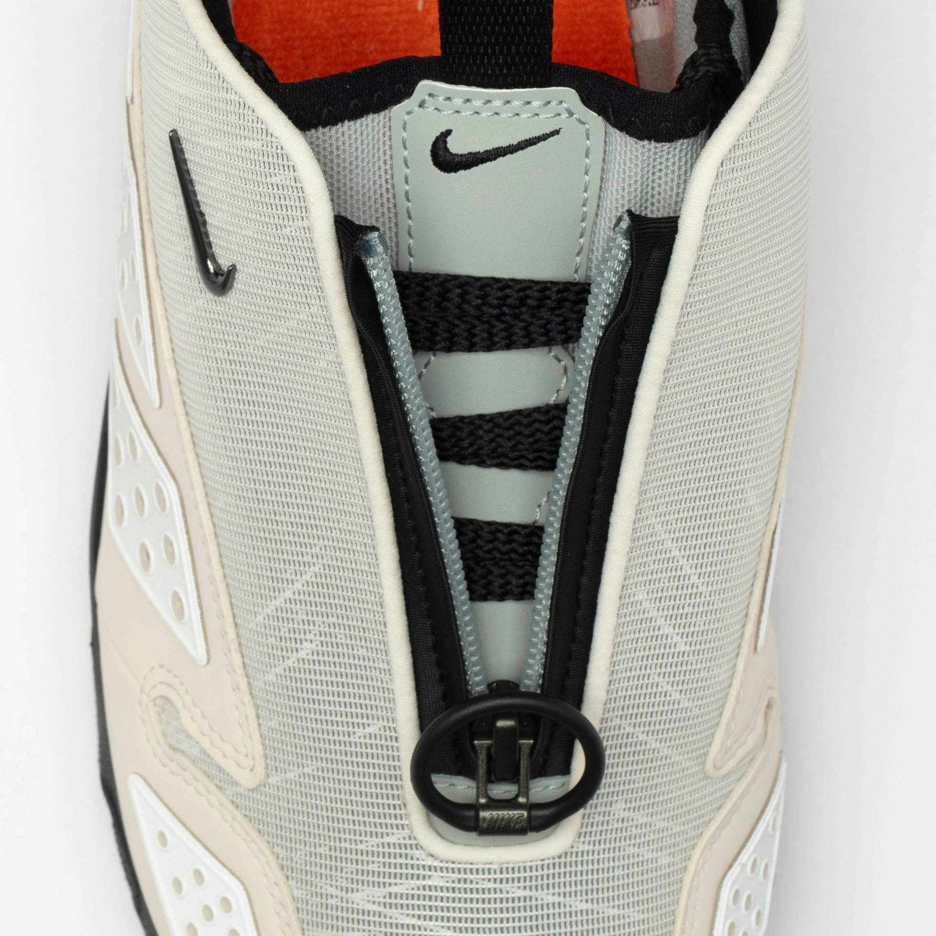 Nike Air Max SNDR "Obscura"