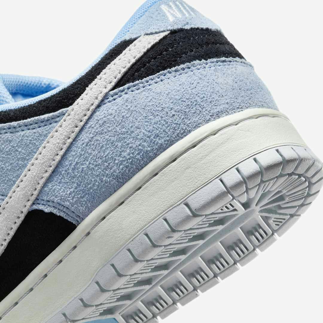 Nike SB Dunk Low "Aluminum"