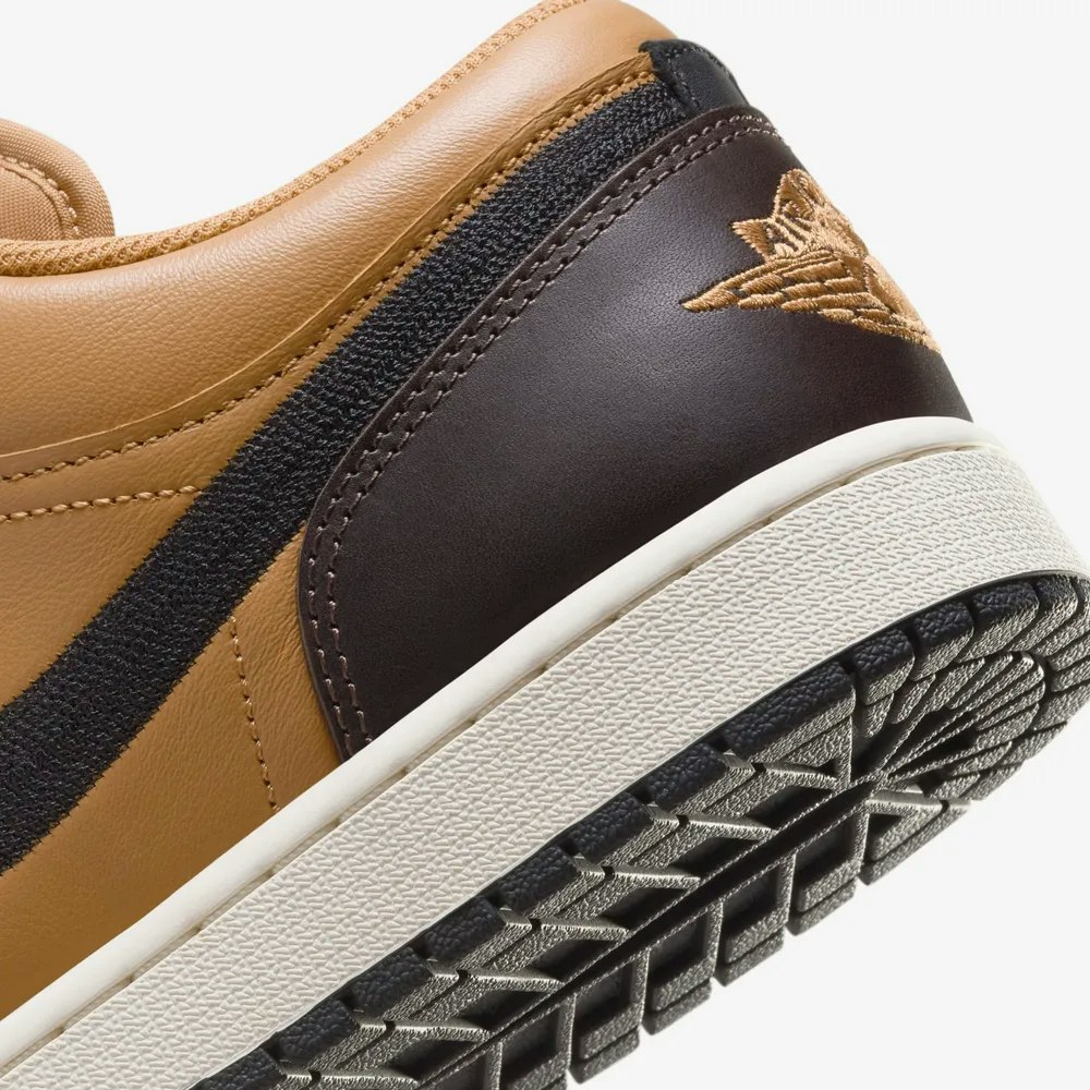 Air Jordan 1 Low SE "Flax"