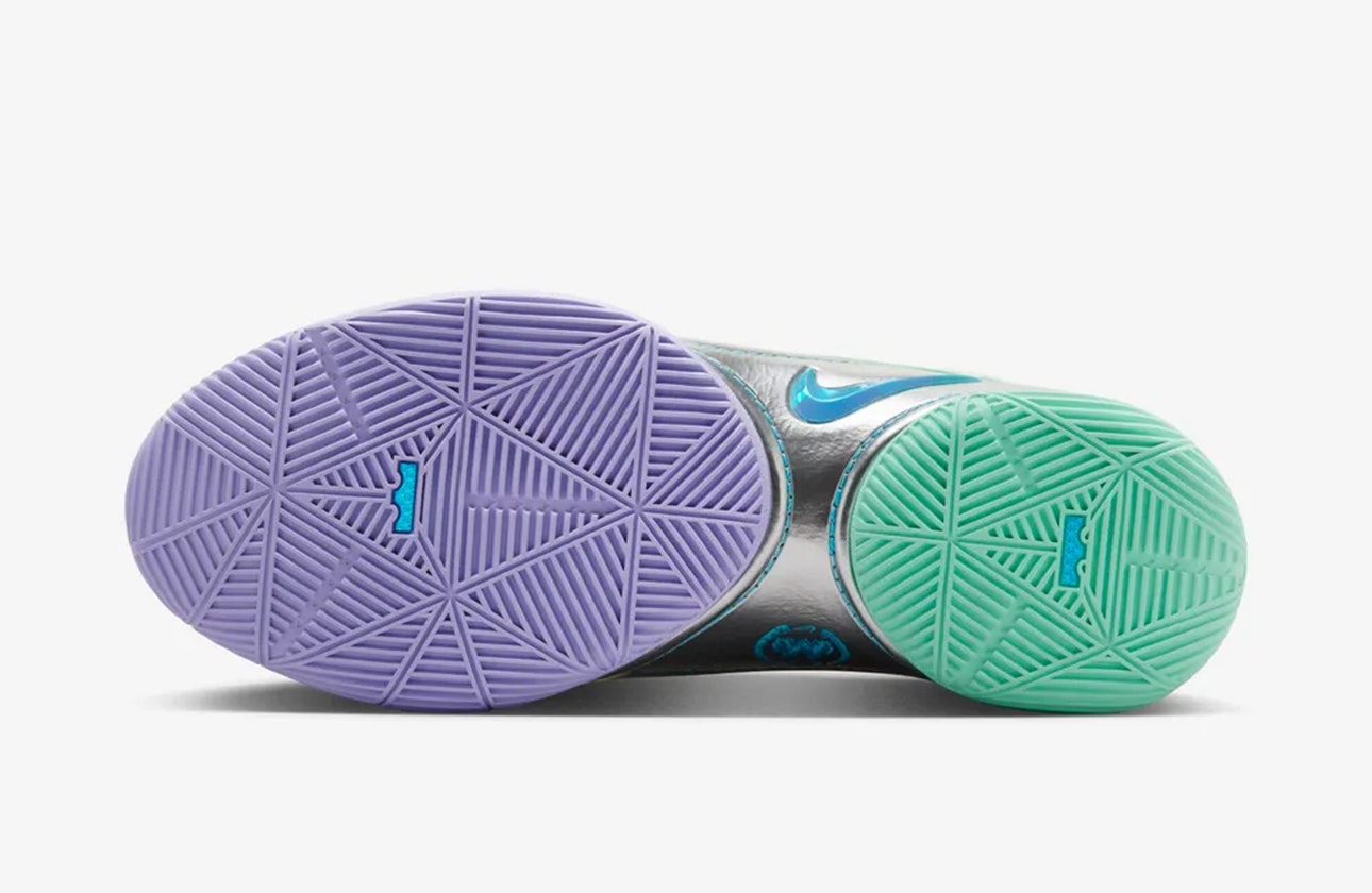 Monopoly x Nike LeBron 22 "Metallic Silver"