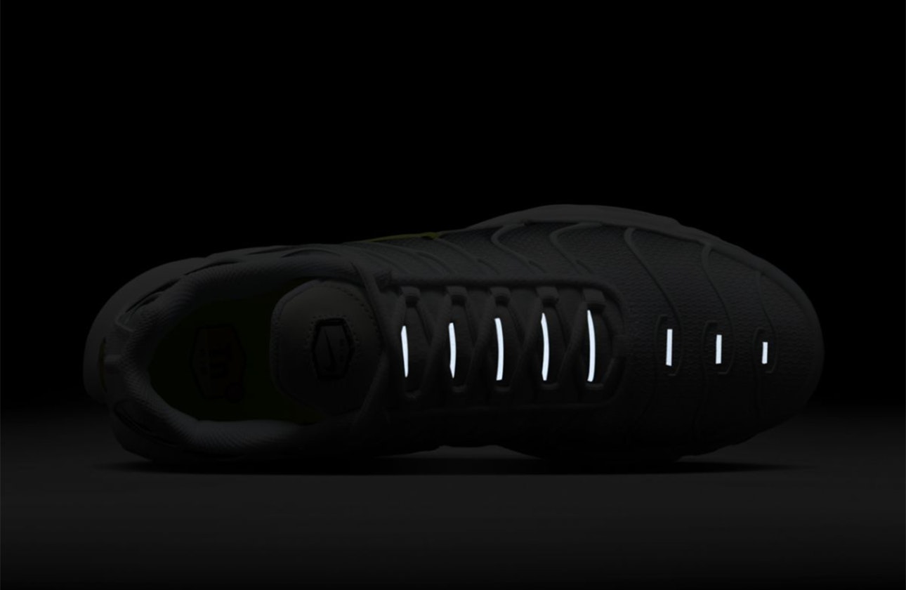 Nike Air Max Plus "White Volt"