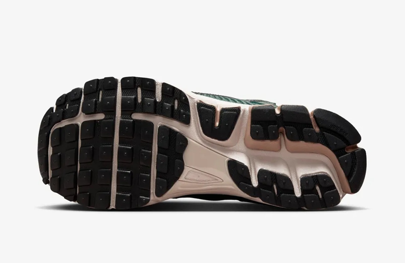 Nike Zoom Vomero 5 "Vintage Green"