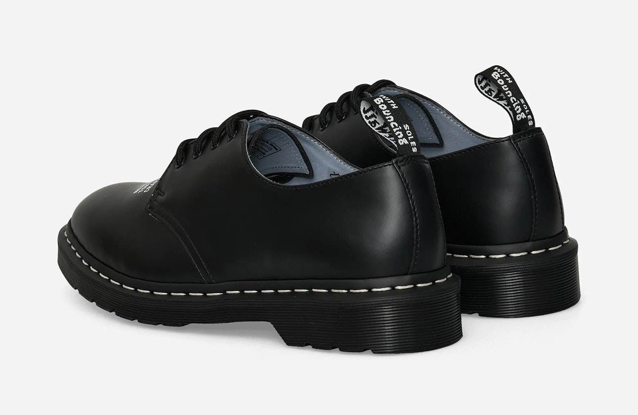 Neighborhood x Dr. Martens Smiths Smooth "Black"