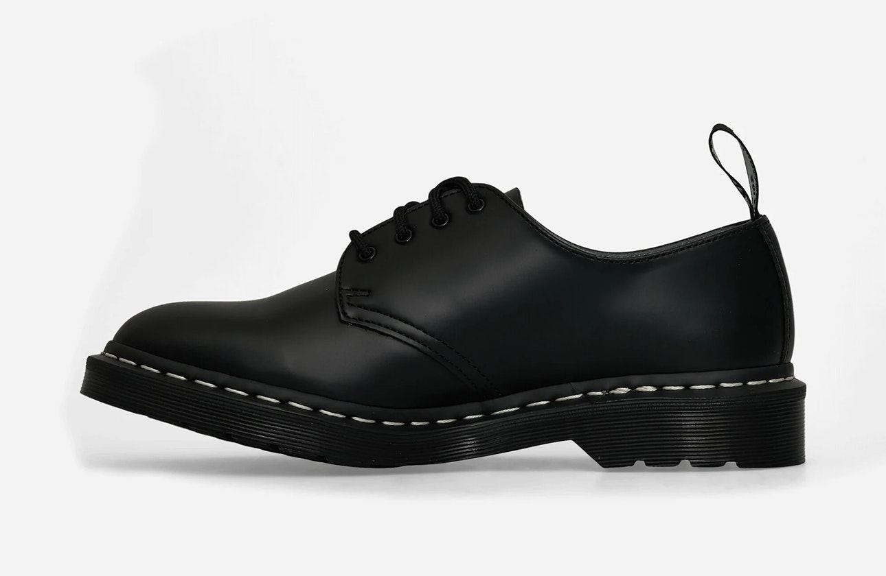 Neighborhood x Dr. Martens Smiths Smooth "Black"