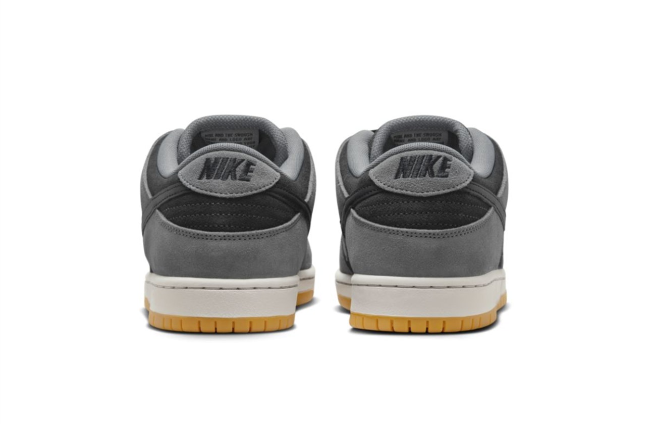 Nike SB Dunk Low "Dark Smoke Grey"