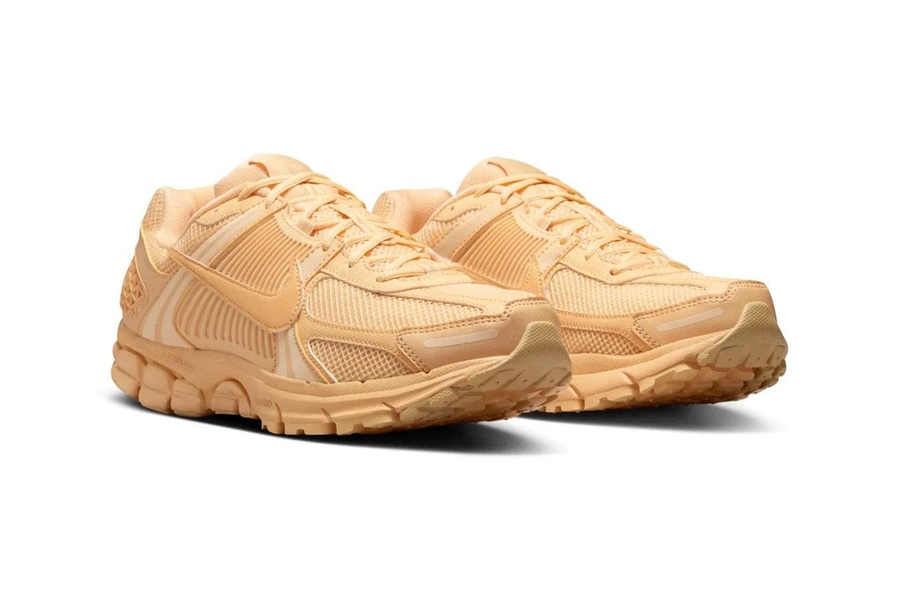 Nike Zoom Vomero 5 "Celestial Gold"