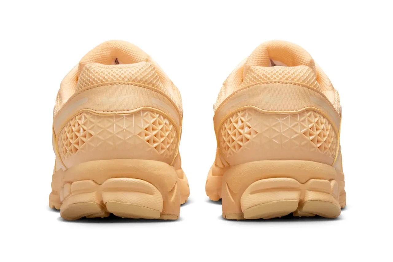 Nike Zoom Vomero 5 "Celestial Gold"