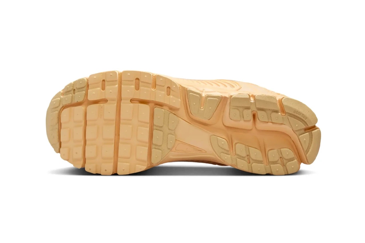 Nike Zoom Vomero 5 "Celestial Gold"