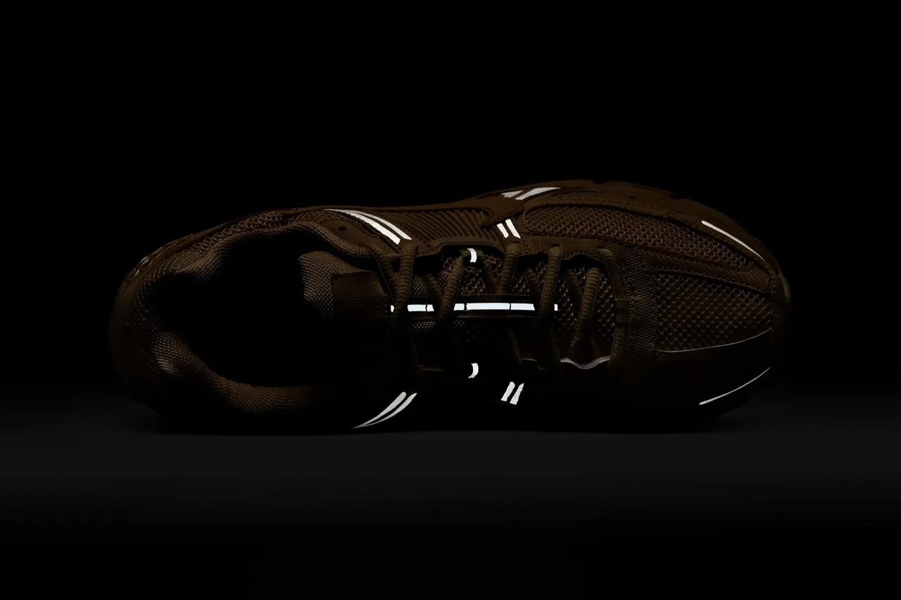 Nike Zoom Vomero 5 "Celestial Gold"