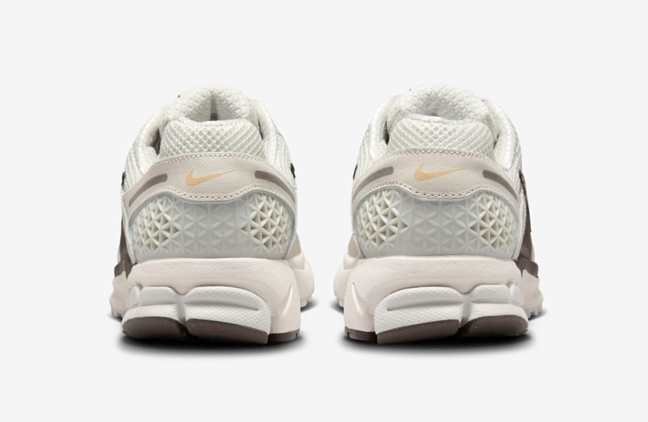 Nike Zoom Vomero 5 "Light Bone"