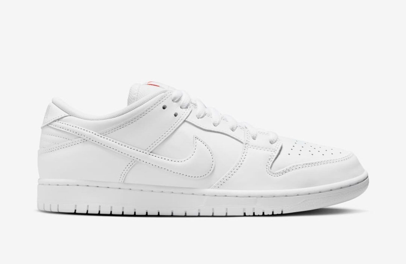 Nike SB Dunk Low "Triple White"