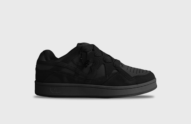 Deputy Department Big Stepper "Triple Black" Deputy Department Big Stepper "Triple Black"