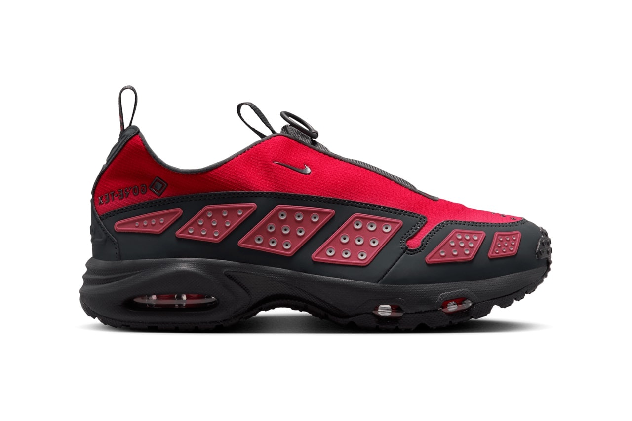 Nike Air Max Sunder Gore-Tex "Fire Red"