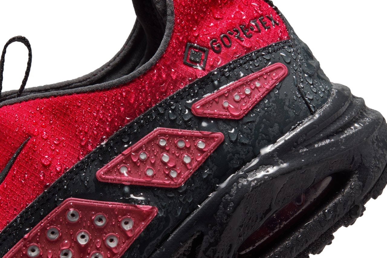 Nike Air Max Sunder Gore-Tex "Fire Red"