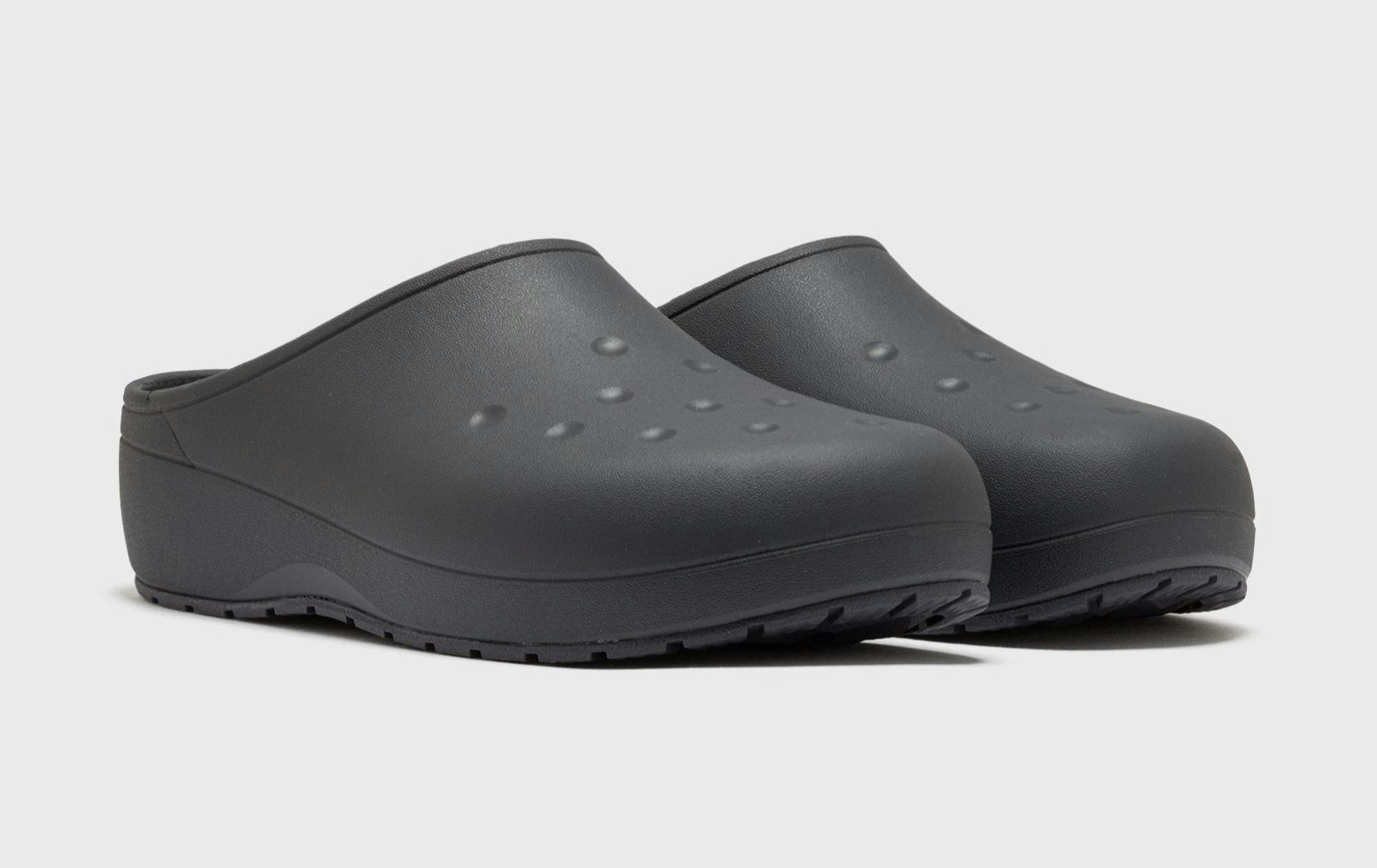 Crocs Classic Quiet Clog "Black Sand"