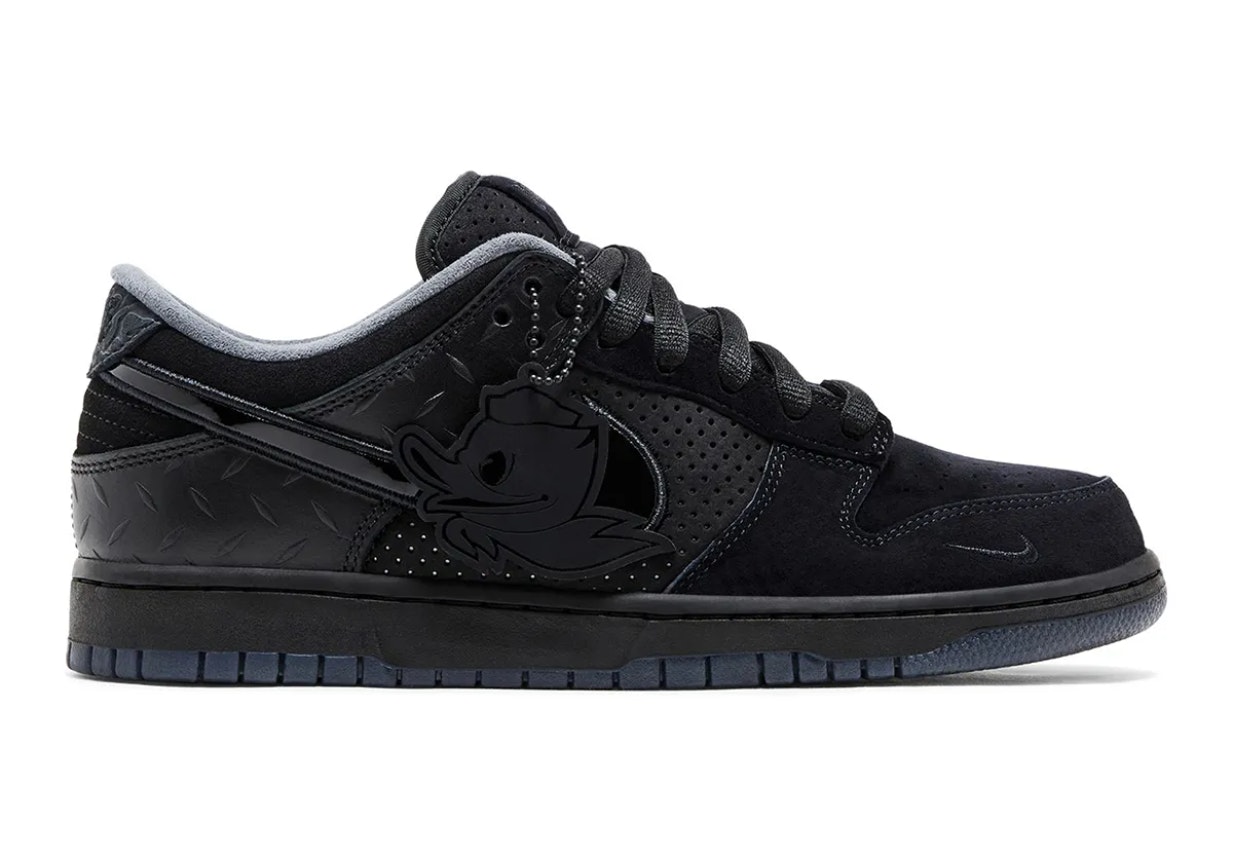 Division Street x Nike Dunk Low Lux "Oregon Black"
