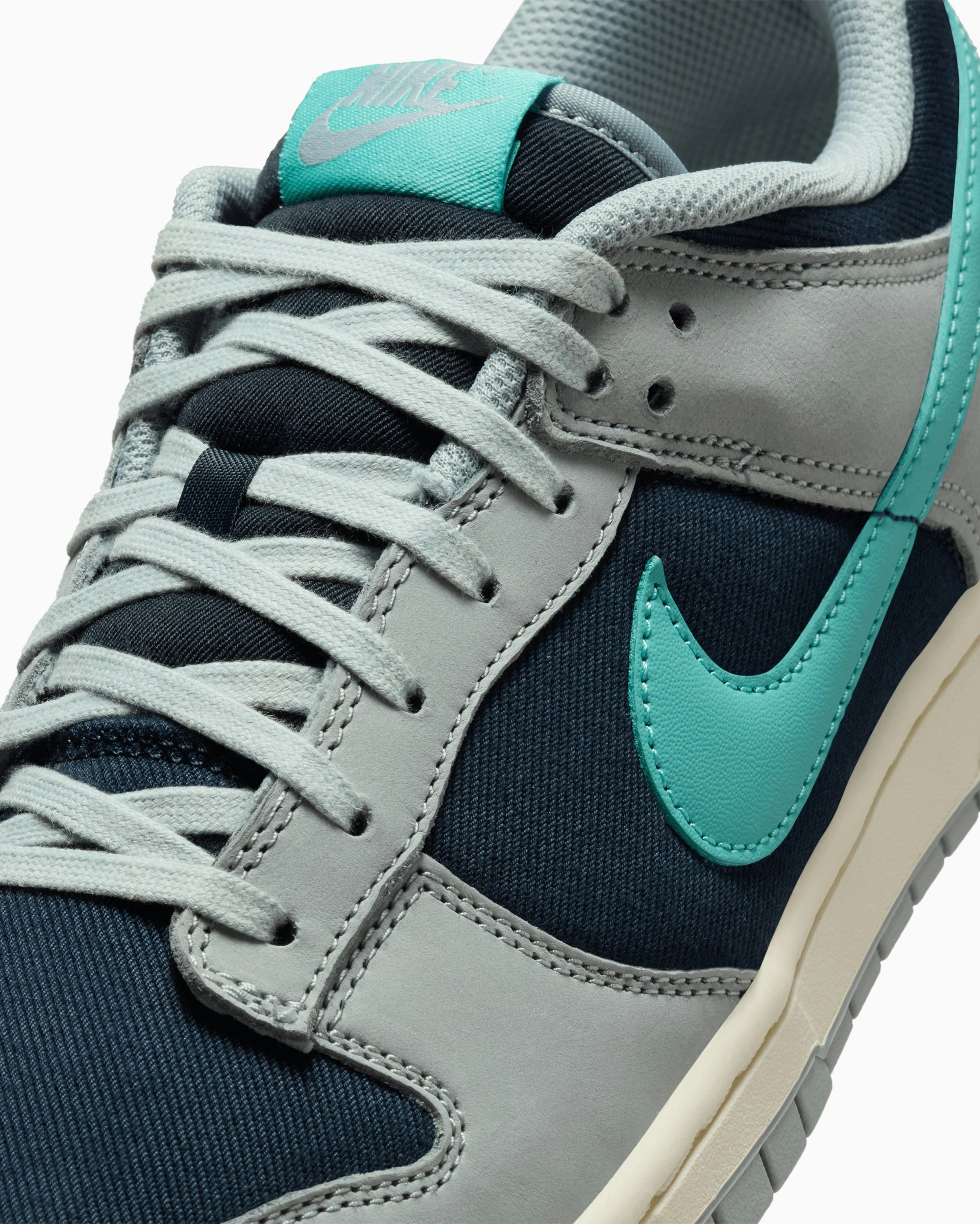 Nike Dunk Low Retro PRM "Light Pumice"