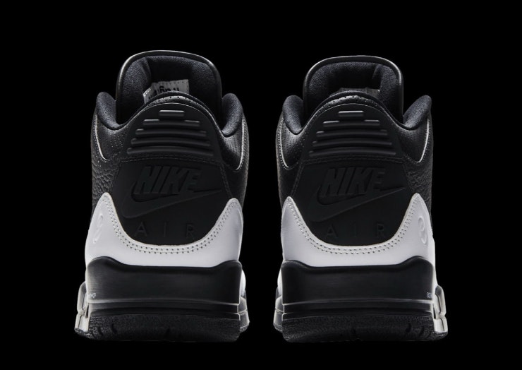 Fragment x Air Jordan 3 "Black/White"