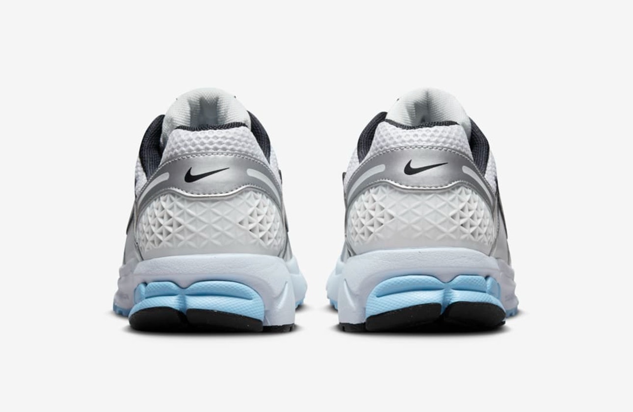 Nike Zoom Vomero 5 "Metallic Silver/Blue Tinte"