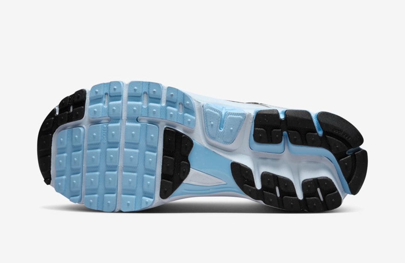 Nike Zoom Vomero 5 "Metallic Silver/Blue Tinte"