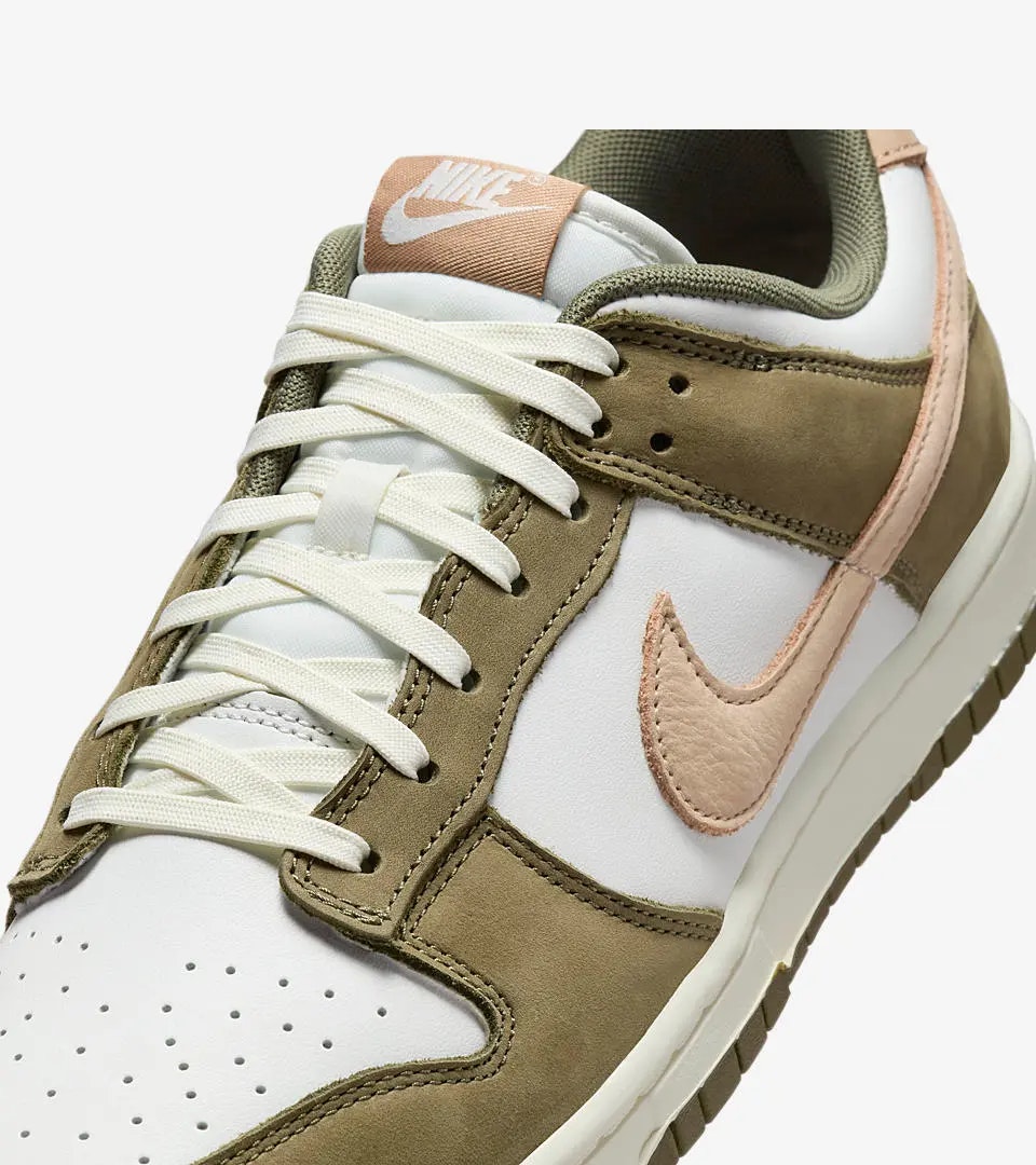Nike Dunk Low "Medium Olive"