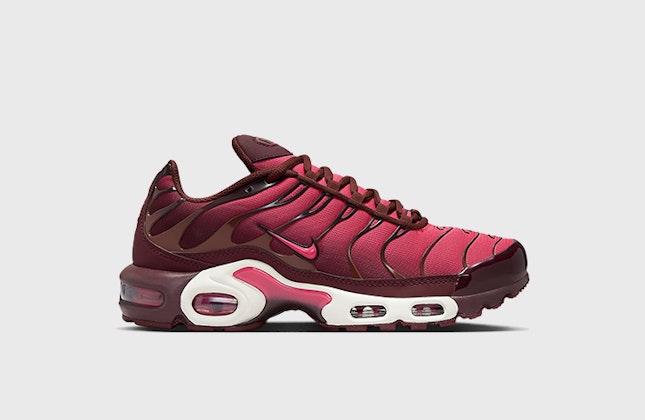 Nike Air Max Plus "Burgundy Crush" Nike Air Max Plus "Burgundy Crush"