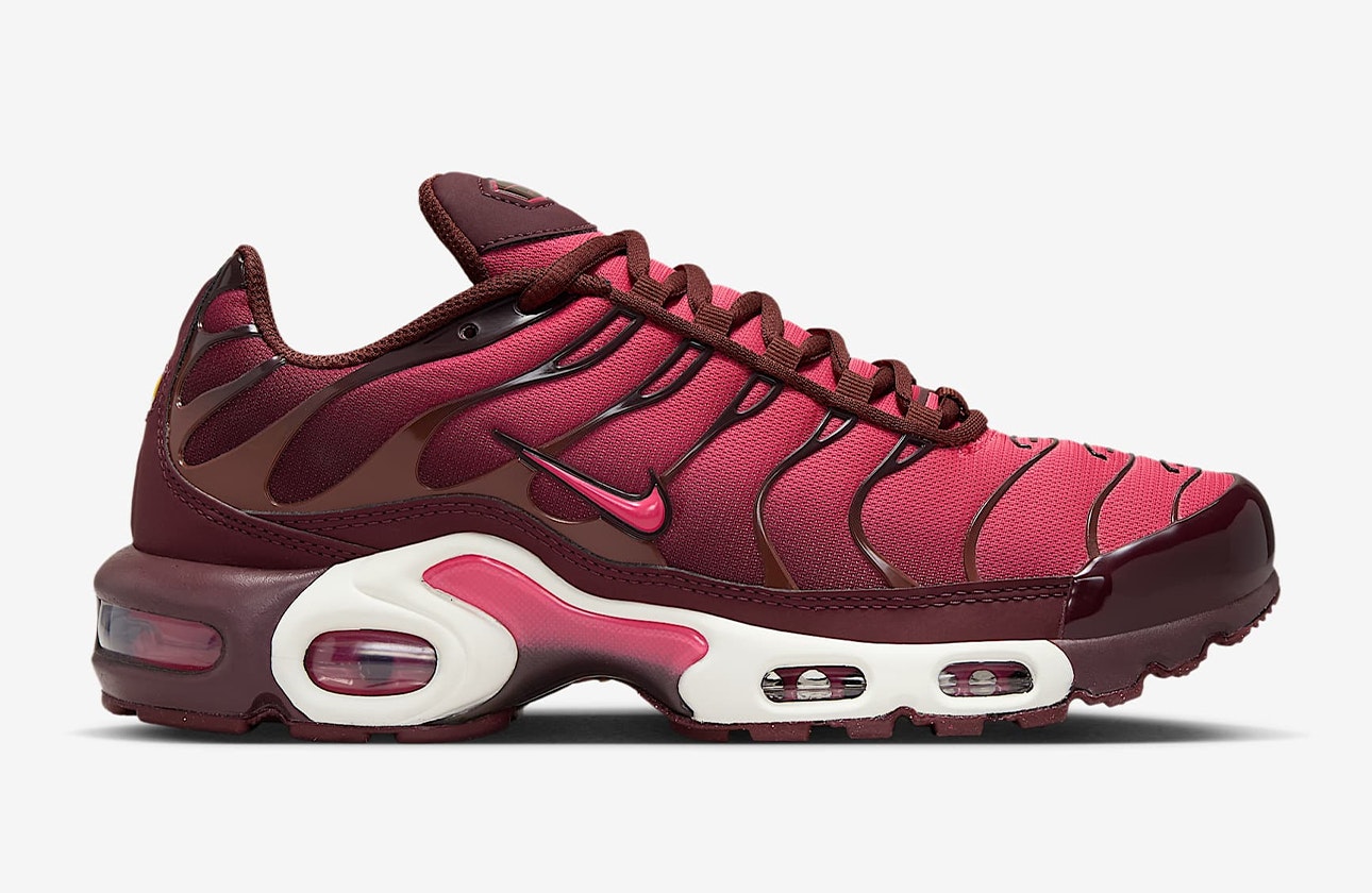 Nike Air Max Plus "Burgundy Crush"