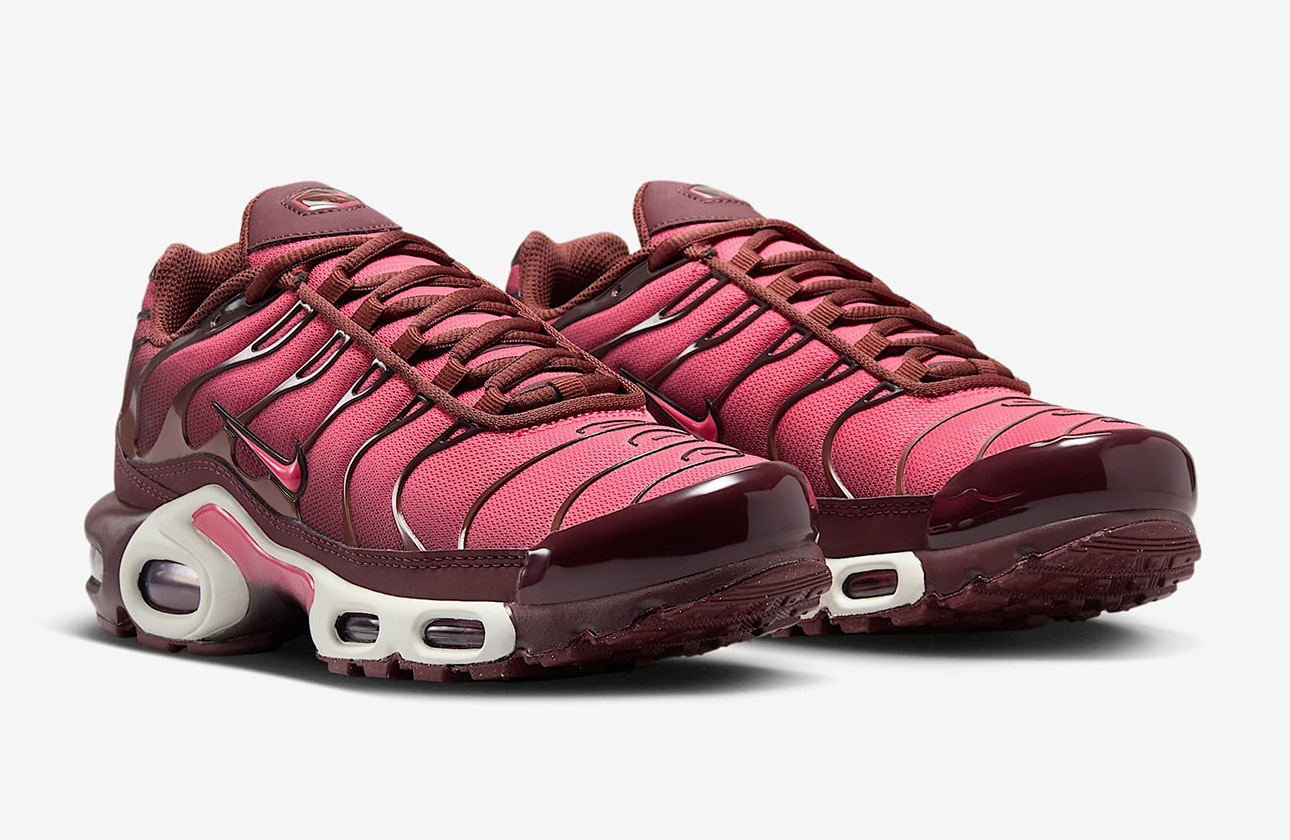 Nike Air Max Plus "Burgundy Crush"