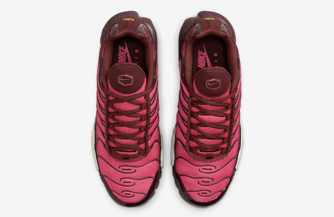 Nike Air Max Plus "Burgundy Crush"