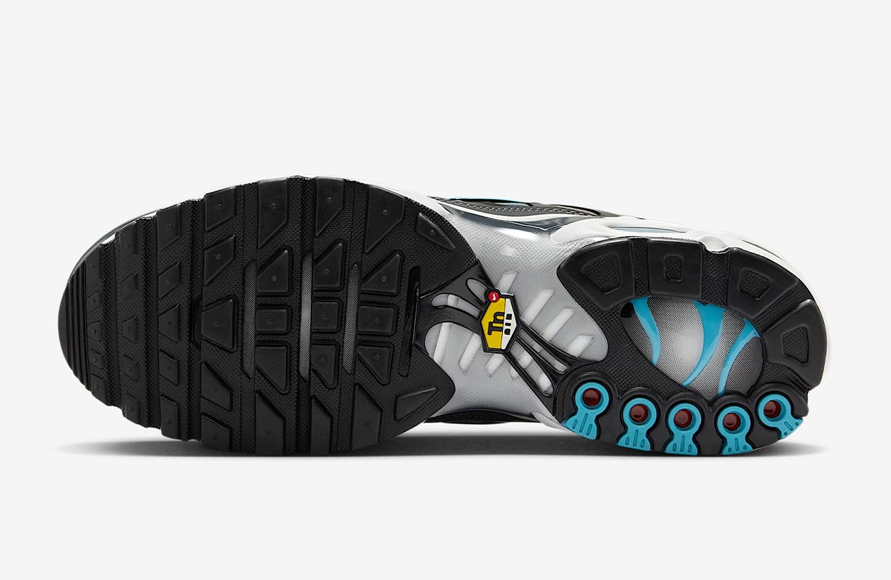 Nike Air Max Plus "Iridescent"
