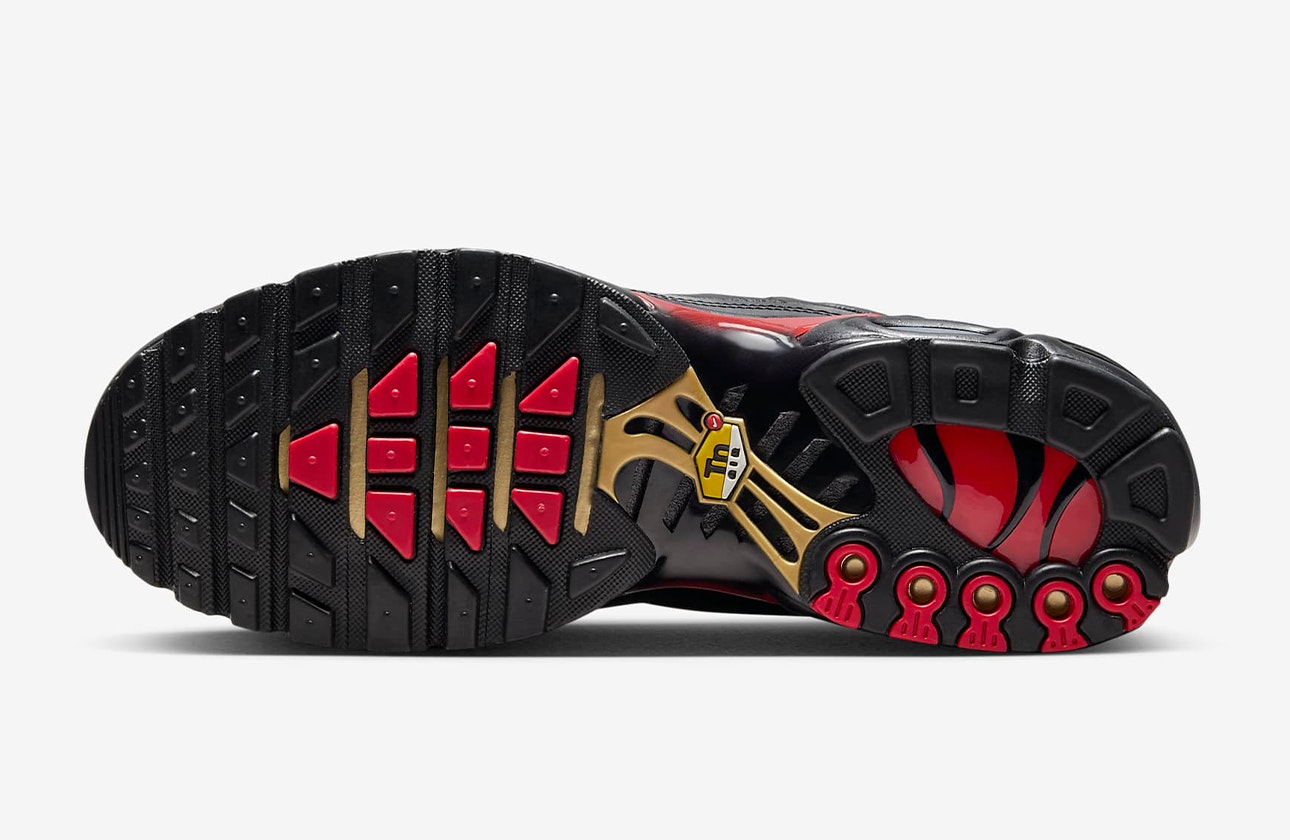 Nike Air Max Plus PRM "Bred" Nike Air Max Plus PRM "Bred"