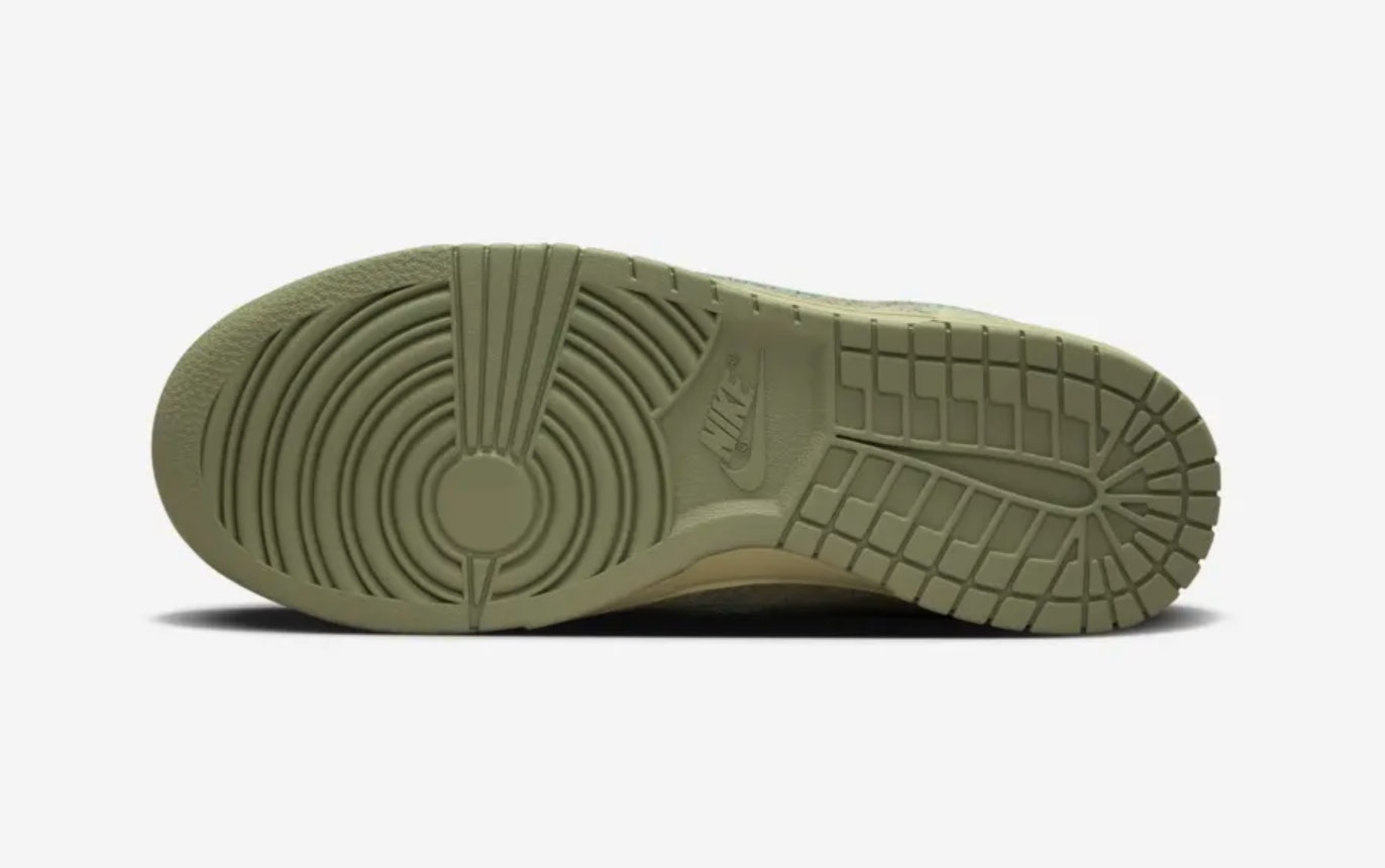 Nike Dunk Low "Olive Aura"