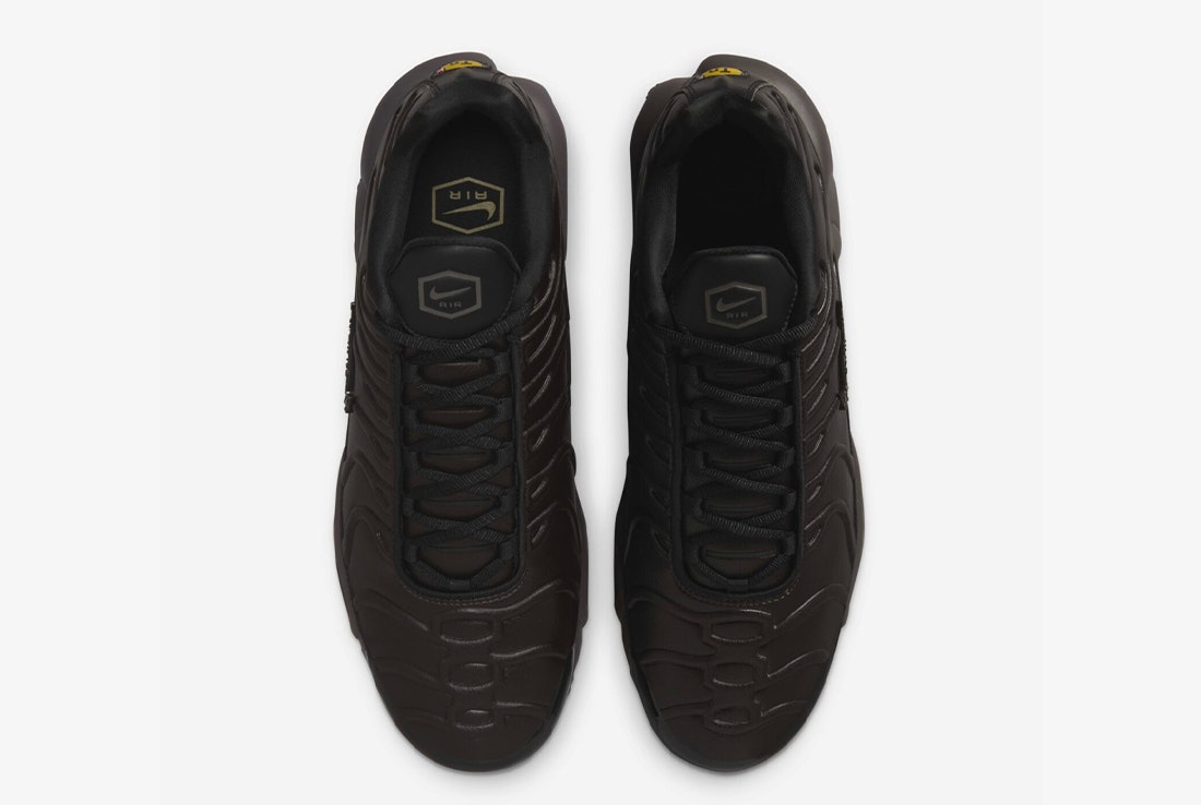 Nike Air Max Plus "Black Tea"