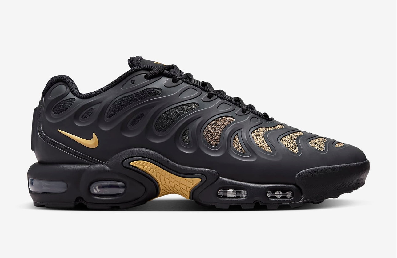 PSG x Nike Air Max Plus Drift "Black"
