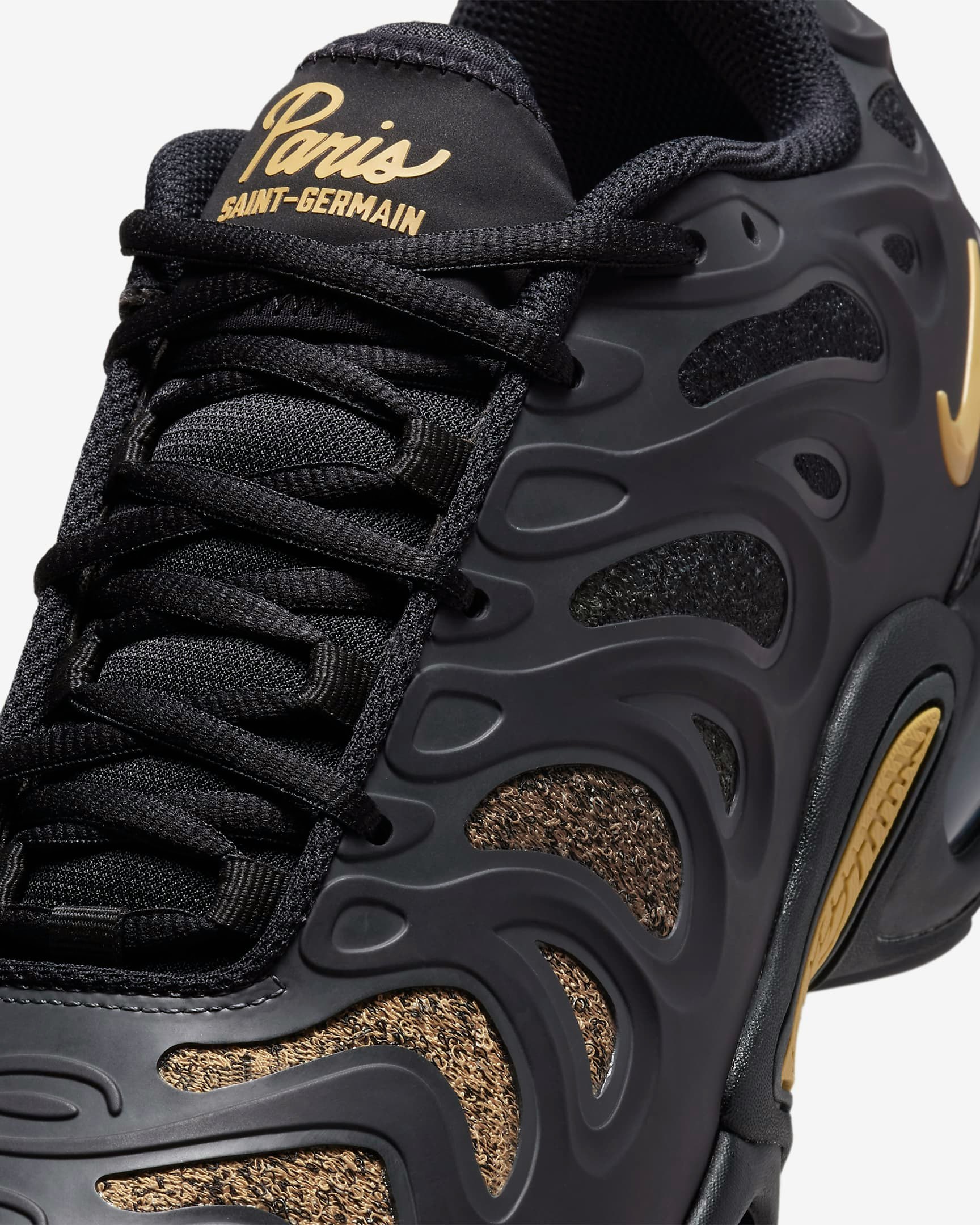 PSG x Nike Air Max Plus Drift "Black"