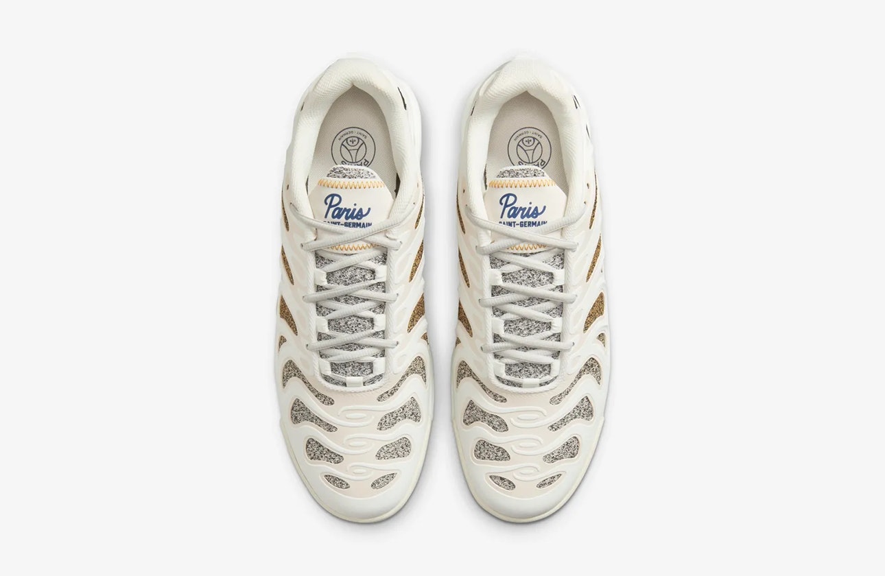 PSG x Nike Air Max Plus Drift "Sail"