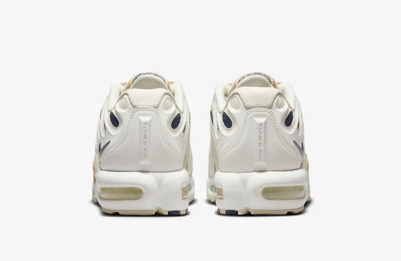 PSG x Nike Air Max Plus Drift "Sail"