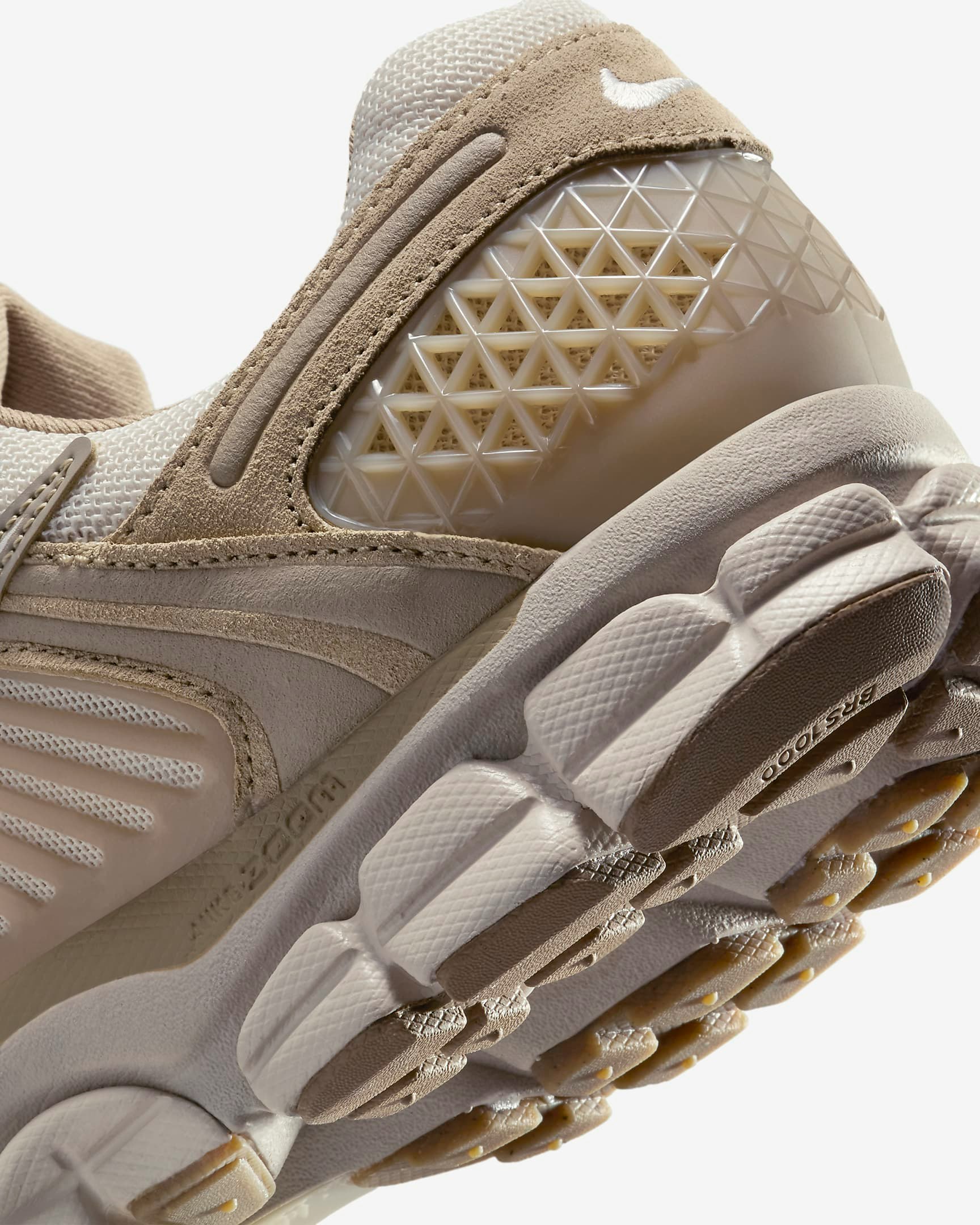 Nike Zoom Vomero 5 "Light Orewood Brown"